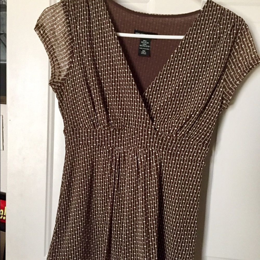 Beautiful top by New York &Company in xs